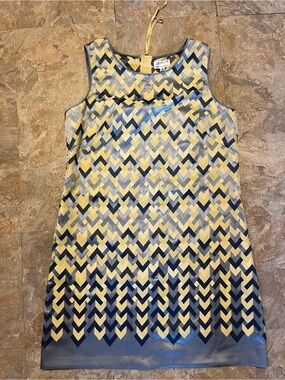 Sleeveless Yellow & Navy Patterned Shift Dress